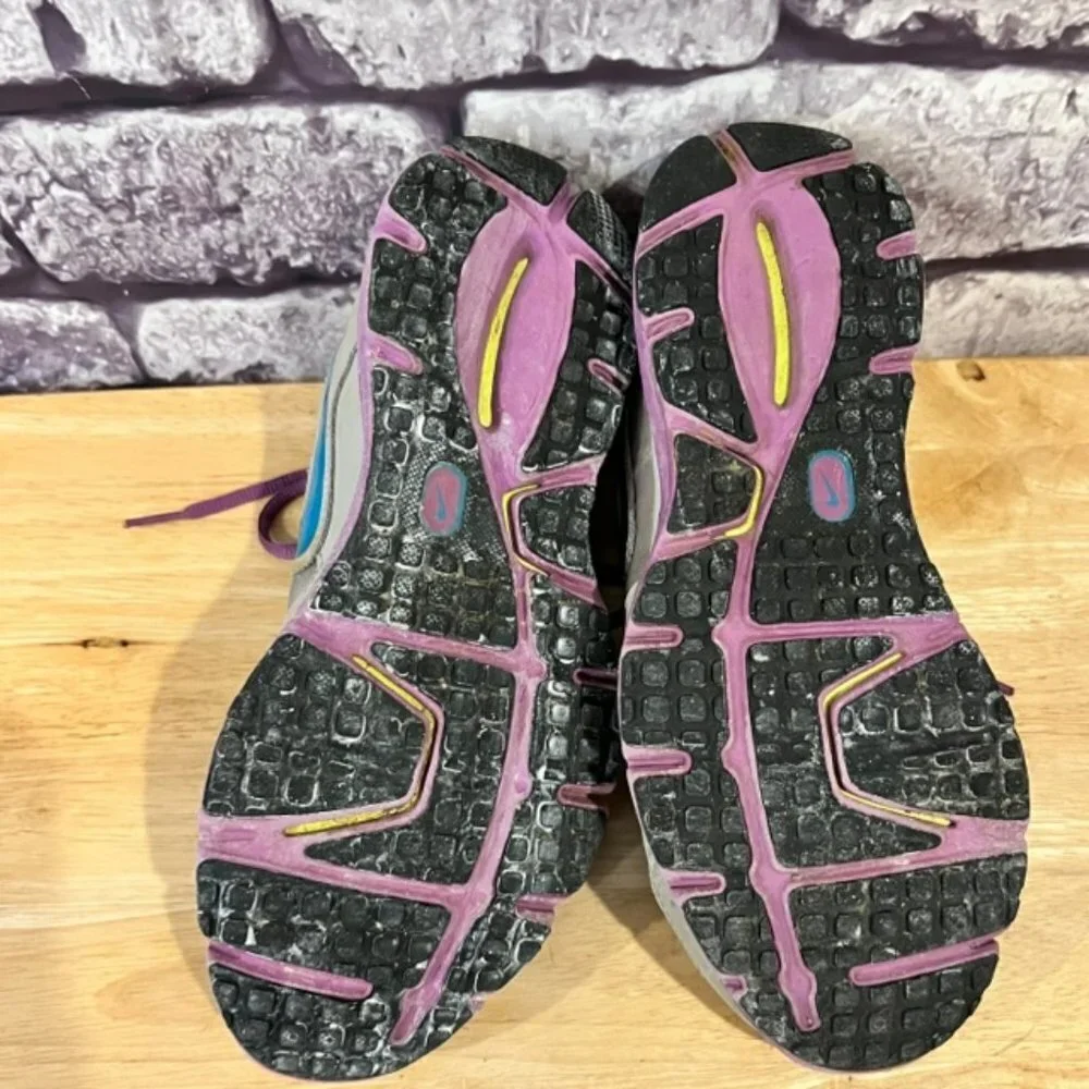 Nike Gray, Purple & Turquoise Lace Up Sneakers Size 7